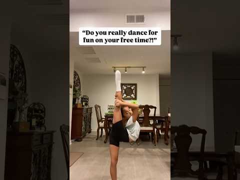 Dancing at her grandparents’ place! #dancer #dance #dancing #dancelife #real