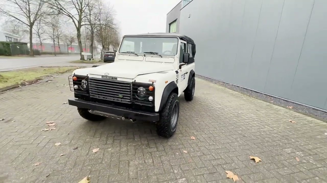 Vista previa del video del Land Rover 90 (1989)