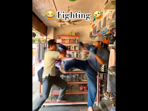 Fighting Funny 🤣💐