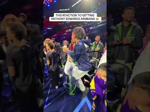 This kid’s reaction to getting Ant’s armband after he won Kia All-Star MVP is priceless 💯 🥹