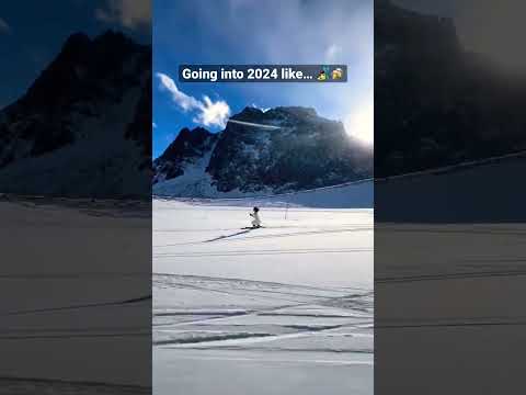 Going into 2024 like… 🍻🎿