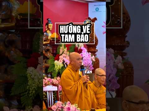 Hướng về Tam Bảo
