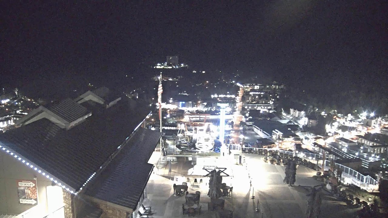 SkyPark LIVE webcam