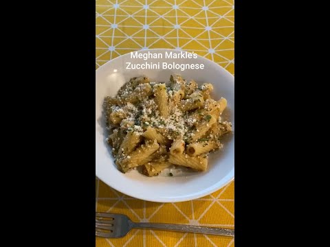 Meghan Markle's Zucchini Bolognese | Shorts