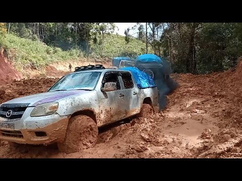 Mitsubishi Triton | Mazda | Strada L200 and Ford Ranger In Mud Route - 4x4 Pickup Truck In Mud Route