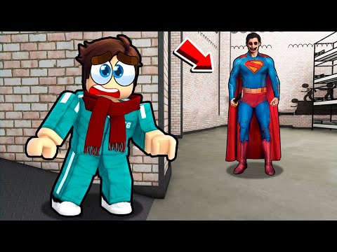 SUPERMAN veut me TUER dans SQUID GAME sur Roblox !