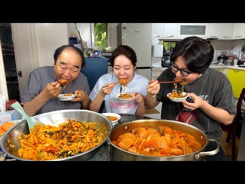 엄마가 며칠 집을 비운사이, 쫄쫄 굶고있는 아빠와 눈물의 비빔밥을 비볐습니다..