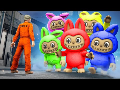 SOBREVIVI a LABUBUS Más GRANDES como CAZADORES SCP | GARRY'S MOD