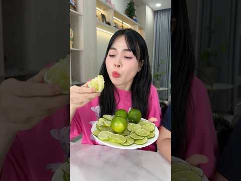 Eating lemons together joke 🍋🟩🍋🟩🍋🟩 #funny #shorts