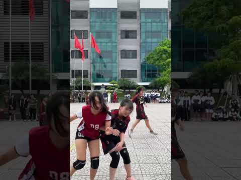 Bóng ném nữ trường học