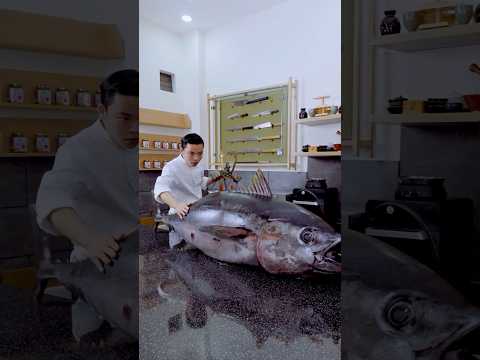 Coming soon, how many kg do you think this fish is? 👨🏻‍🍳 #Hoshiphan #maguro