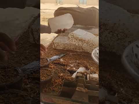 كيف لا يذوب الجليد لمدة 6 أشهر 😲❄️ سر العلوم الهندية!