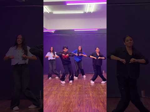 Rate our transition❤️ #dance#trending #shortvideo #reelsinstagram #viralreels #gadwalisong