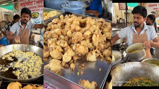 Pyaaz Ki Bhajiya in Shirdi😍| Maharashtrian Pyaaz Bhaiya Making | Indian Street Food