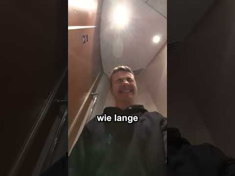 Ohne Tiket im Zug | Jaron Jump