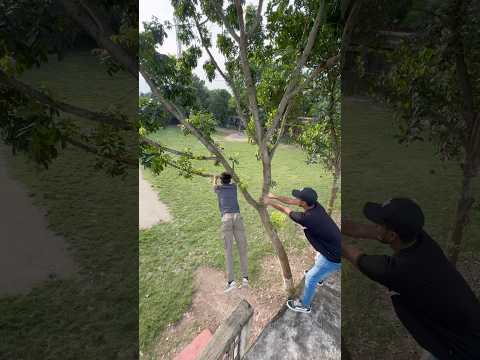 শট কাটে সেরে ফেলসি দেখেন😃#ytshorts #crazy #stunt #challenge #reels #shorts #reaction #viralvideo
