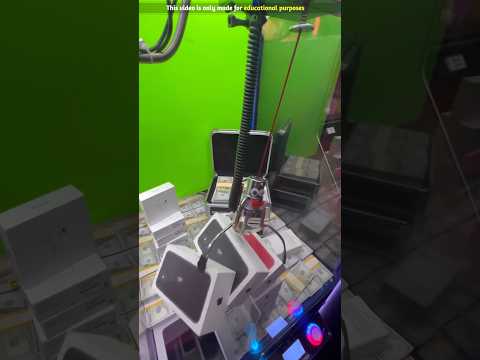 That's how claw machines scams you ? #shorts #ytshorts