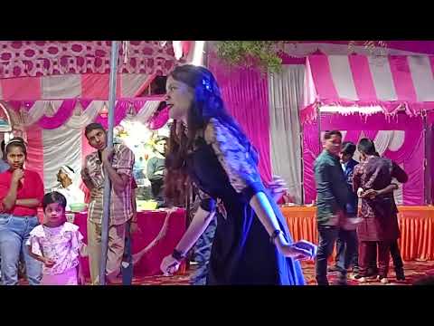 Tera Rang Balle Balle, Teri chal Balle Balle, Tera Roop Balle Balle, Tere Gaal Balle Balle, Dance