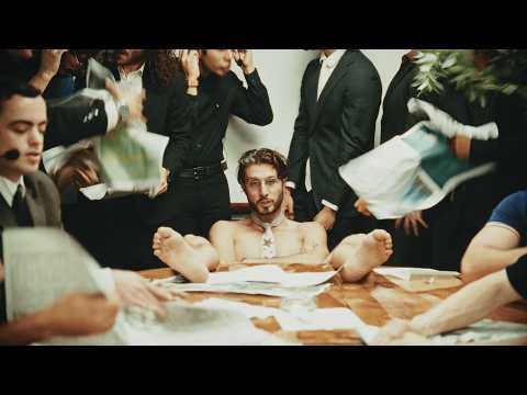 bbno$ - 1-800 (ft. ironmouse)