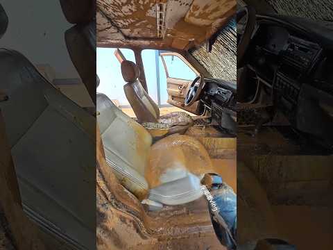قبل أبي تحدي رونالدو وقام بتنظيف السيارة الخردة.🚗😍🎨!! #shorts