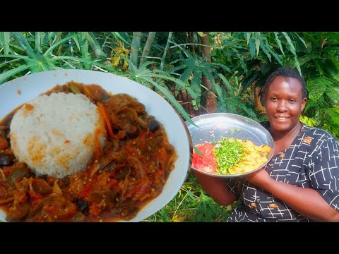PREPARING DELICIOUS VEGETABLES FOR LUNCH IN MY AFRICAN VILLAGE 