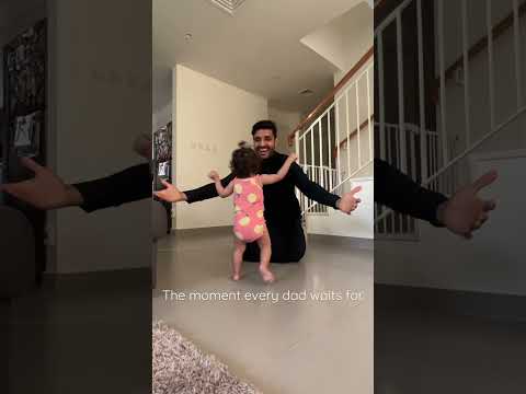 اللحظة اللي ينتظرها كل أب في حياته