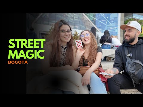 Magos Haciendo Magia en Bogotá | Abuela ME DESCUBRE UN TRUCO 😨