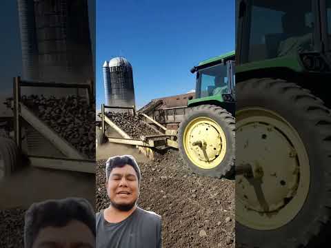 Cómo ven este implemento? 🌿🤠 #tractor #johndeere #agricultura #implementosagricolas