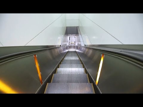 【三菱製】大阪メトロ谷町六丁目駅(N18・T24) 昇りエスカレーター