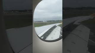 Lądowanie A380 Etihad na lotnisku Tokyo-Nartia z górnego piętra
