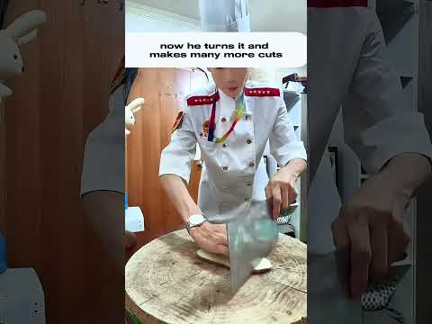 Check out this interesting way to cut a potato!