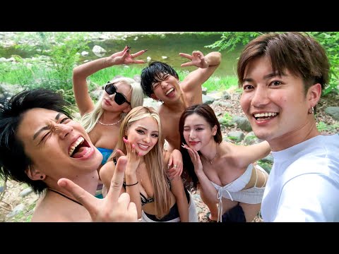 水着ギャルと川でバチ飲みBBQ！！！
