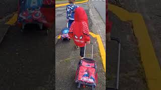 Homem-Aranha indo pra escola #cute #memes #funny #comedy