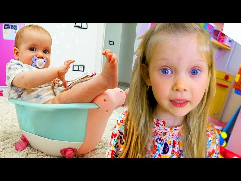 Как Няня и воспитатель для Вовы -  Nastya Play