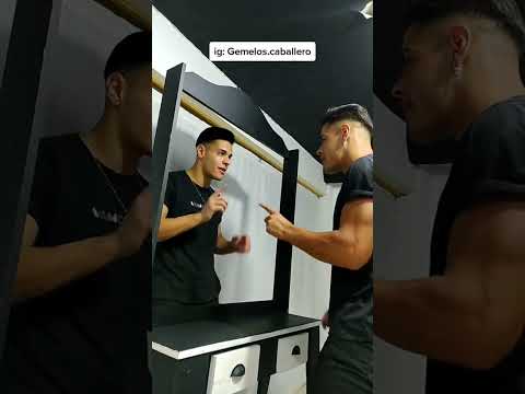 Pensaste que era un espejo???que opinas de Shakira?♥️#comedy #shorts #humor #fyp #viral #foryou