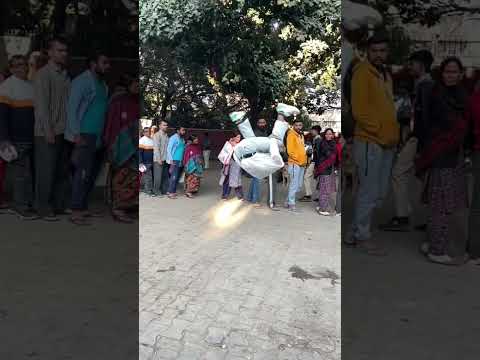 Reaction😍 Dekho❤️ #shorts #publicreaction #flipsinpublic