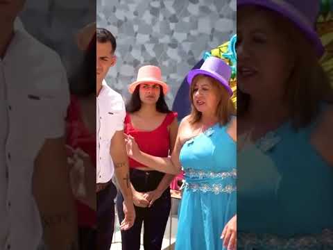 Nunca imaginaron que la amante estaba en la caja de regalo