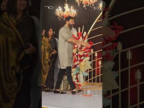 ഇജ്ജാതി ലുക്ക്‌ മമ്മൂക്ക സുരേഷ് ഗോപിയുടെ മകളുടെ വിവാഹ  വേദിയിൽ  #SureshGopi #mammootty #shorts