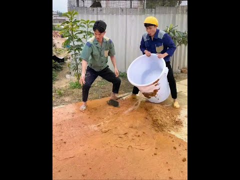 屏住呼吸别笑出声，上才艺