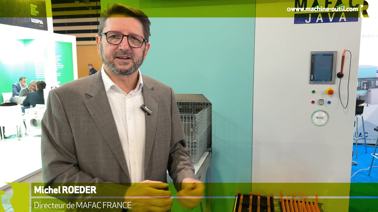 Machine de lavage de boîtiers électroniques usinés