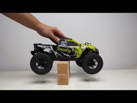 $200 RC Basher Omni Terminator - Unboxing & Quick Run