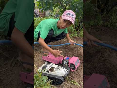 รถถัง Vs รถหกล้อ #deftv #rc #rccar #shorts