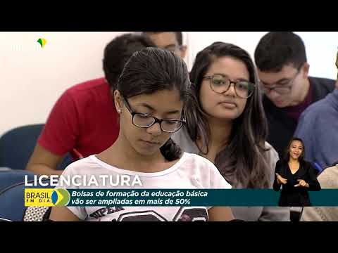Bolsas de formação de professores serão ampliadas acima de 50%.