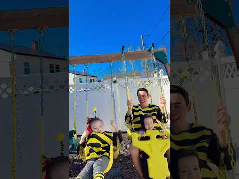 ABEJAS JUGANDO #shorts #comedia