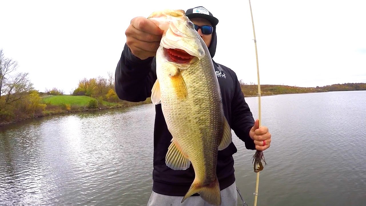 Cold Water Fall Bass Fishing