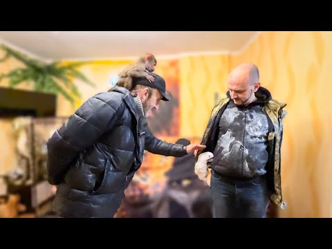 БИТВА ТИТАНОВ! Жорик с Люсей выясняют у кого лучше защита! КТО ПОБЕДИТ?