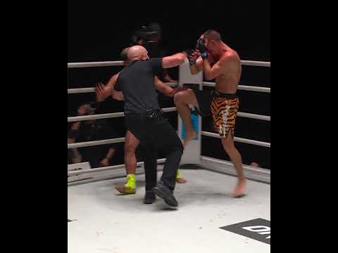 No noise, all power 💥 Superlek's strikes are 💯