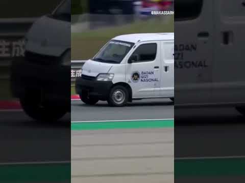 mobil MBG ikut balap F1😅#shorts