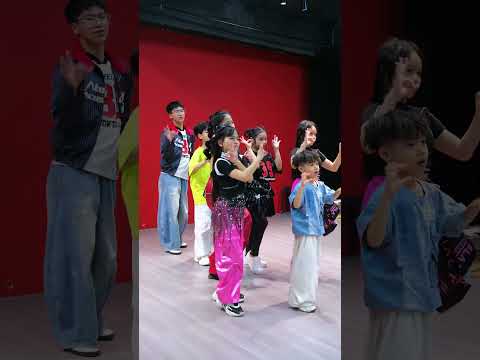 Follow us #shorts #dance #nhảy #lecirque #minhx