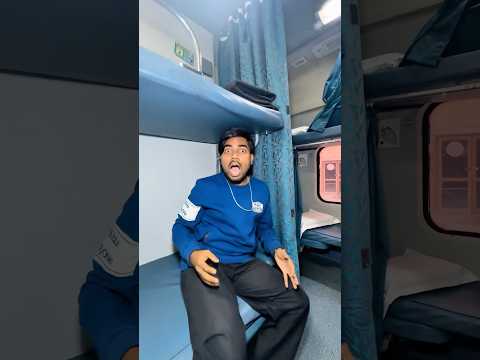 Alien👽Locket😳😜🤣#shorts #story #alien #comedy #trending #train